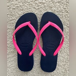 Havaianas Navy and Pink Flip Flops size 35/36 
Us 6 good condition